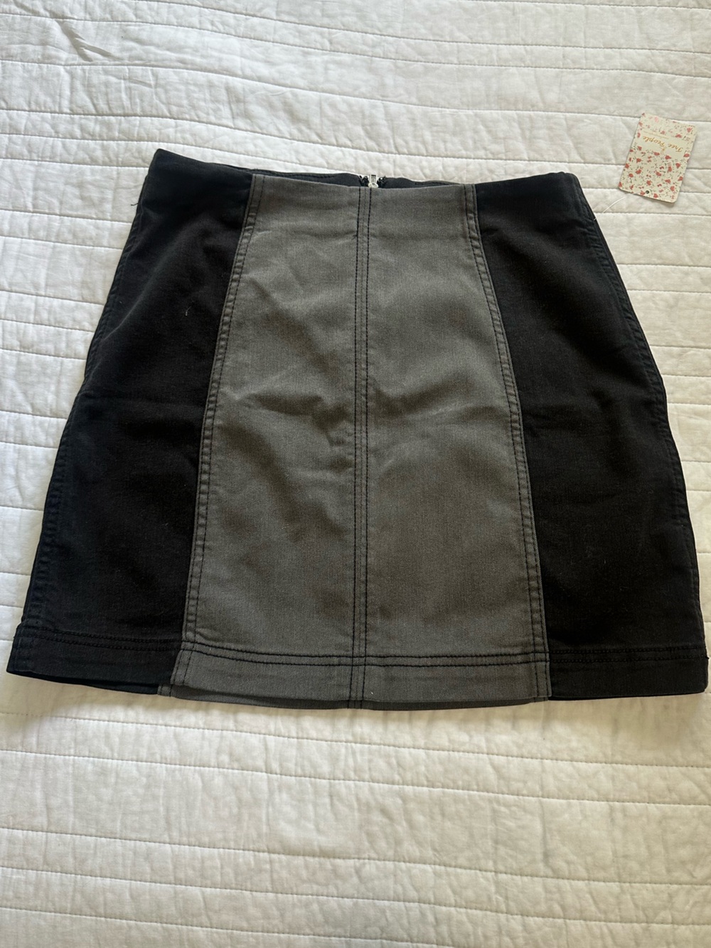 Free People Two-Tone Black and Gray Panel Mini Skirt size 12
